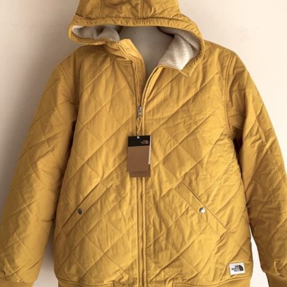 New The North Face jacket XXL mustard yellow NWT